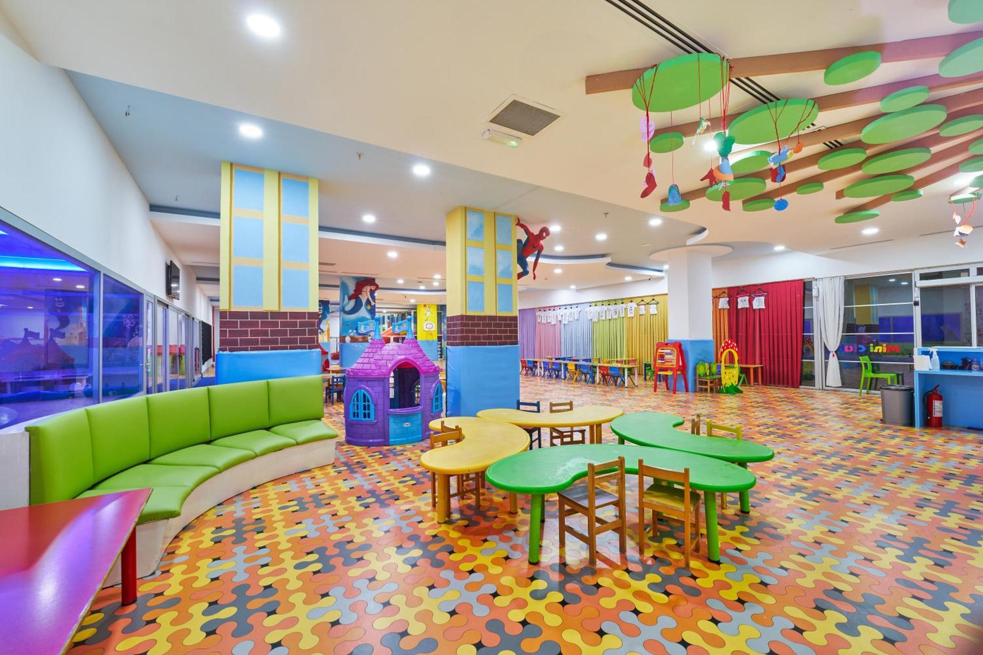 ホテル Orange County アランヤ エクステリア 写真